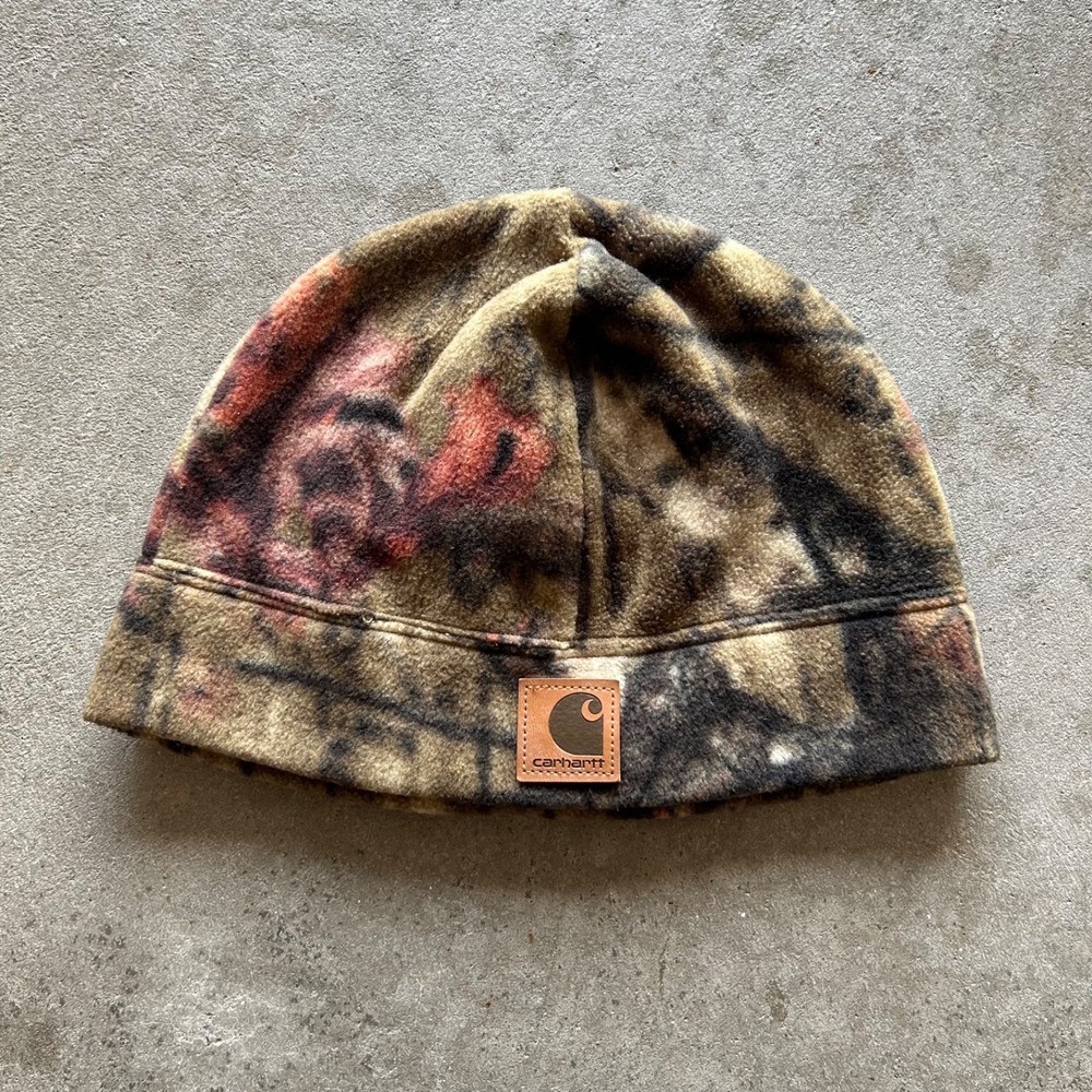 Vintage Carhartt Camo Beanie Hat Cap One Size Brown Real Tree Fleece Winter Logo